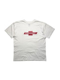 Weißes Vintage Chevrolet T-Shirt aus den 1990er Jahren in der Frontansicht. Klassisches US-Car-Shirt mit rotem Chevrolet-Bowtie-Logo auf der Brust.