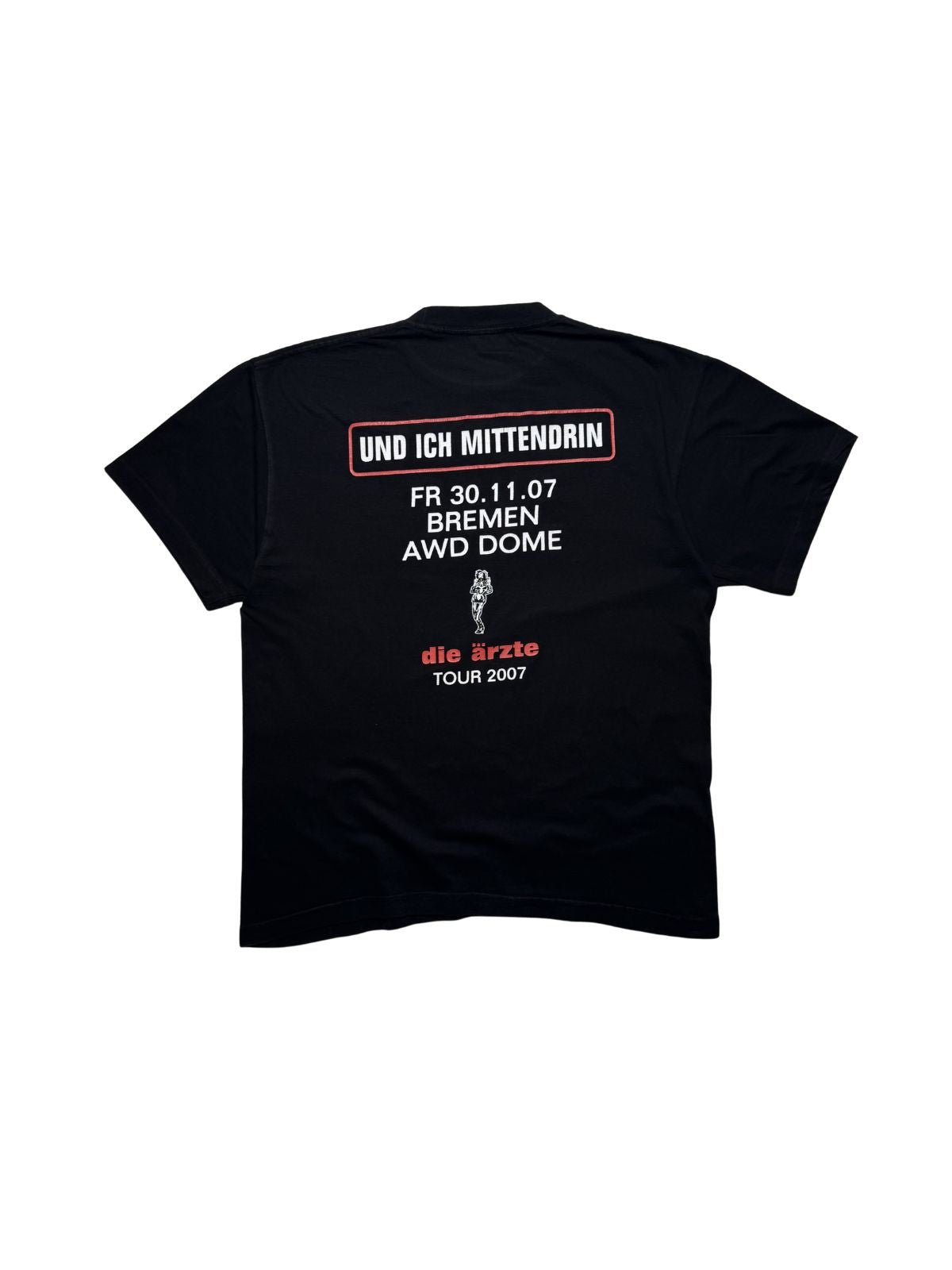 Rückseite des schwarzen Die Ärzte Konzert-T-Shirts in der Gesamtansicht mit dem Tourdatum für Bremen im AWD Dome.