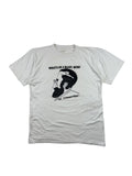 Weißes Vintage Grafik-T-Shirt aus den 1990er Jahren zum Thema Psychologie. Frontansicht mit der schwarzen Karikatur von Dr. Sigmund Freud und der ironischen Aufschrift „WHAT'S ON A MAN'S MIND“.