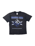 Foto 1 (Vorderansicht flach): Vorderseite eines schwarzen Machine Head Vintage Band-Shirts zum Album „Supercharger“ (2001) mit großem Grafikprint und blauem Bandlogo auf weißem Hintergrund.