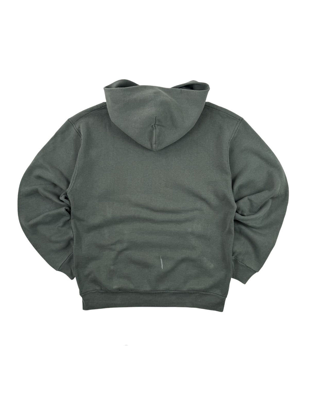 Rückansicht des grünen Vintage Madball Kapuzenpullovers im Flatlay. Die Rückseite des Hoodies ist unbedruckt, weist jedoch im unteren Bereich einen kleinen Makel auf.