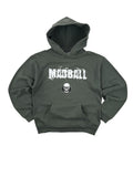 Komplettansicht der Vorderseite eines dunkelgrünen Vintage Madball Hardcore-Hoodies aus den frühen 2000er Jahren. Der Kapuzenpullover zeigt den weißen Band-Schriftzug im Distressed-Look und das „Ace of Spades“-Totenkopf-Logo über einer Kängurutasche. Flatlay auf weißem Hintergrund.