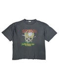 Originales Vintage Sepultura T-Shirt aus den 1990er Jahren zum Thema „Death from the Jungle“. Schwarz-grau verwaschenes Thrash-Metal-Bandshirt mit großem Totenkopf-Print auf der Vorderseite.